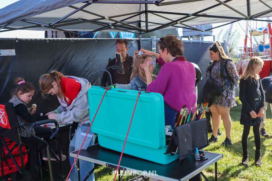 Sfeer Pleinpop Zondag (27)